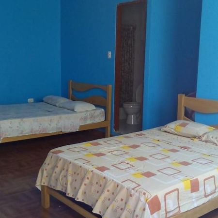 טרוחיו Hostal Virrey & Tours מראה חיצוני תמונה